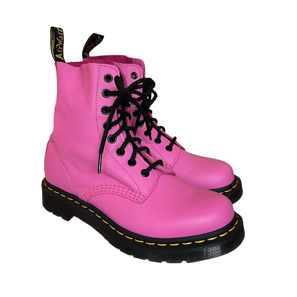 Dr Martens Pink Leather 8 Eye Lace‎ Up Boots Women US 7 EU 38 girlhoodcore goth - Picture 2 of 9